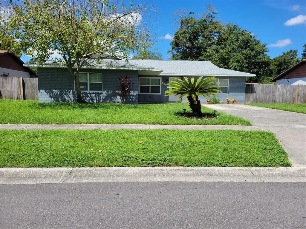 5210 Burr Place Seffner FL 33584