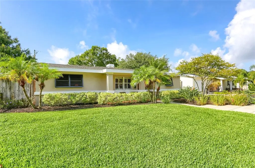 462 43rd Avenue NE St Petersburg FL 33703