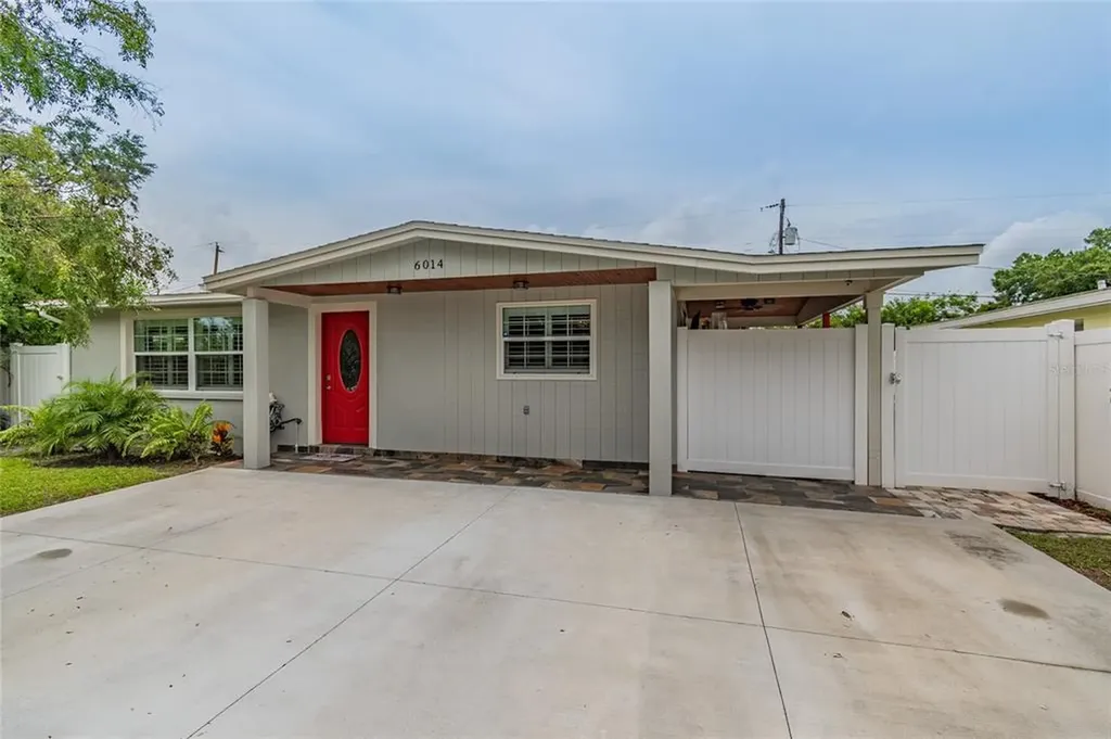 6014 N Hubert Avenue Tampa FL 33614