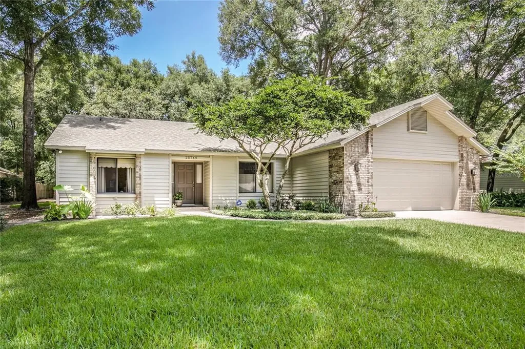 25749 Pinehurst Street Sorrento FL 32776
