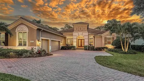 8415 Grosvenor Court Bradenton FL 34201