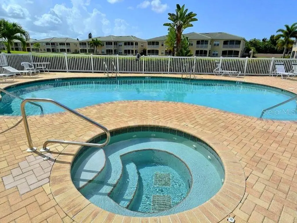 6618 7th Avenue Circle W Bradenton FL 34209