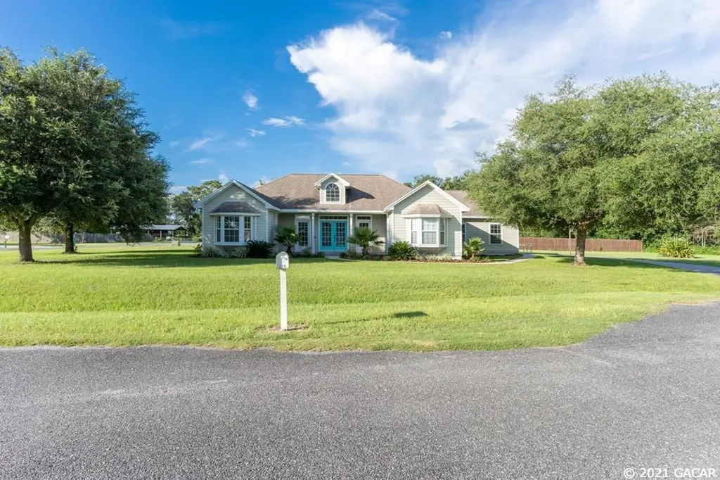 2389 SW 3rd Court Trenton FL 32693