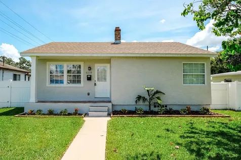 5210 4th Avenue N St Petersburg FL 33710