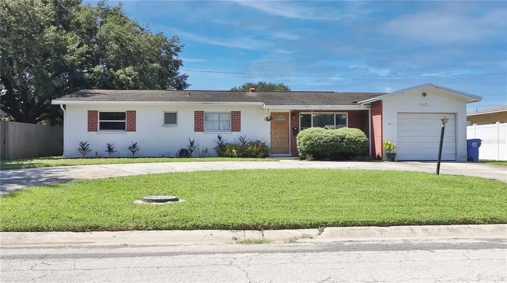 5960 35th Avenue N St Petersburg FL 33710