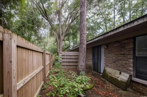 5207 NW 33rd Place Gainesville FL 32606