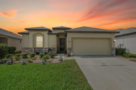 1027 Old Windsor Way Spring Hill FL 34609