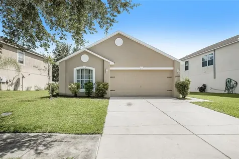 13225 Waterford Castle Drive Dade City FL 33525