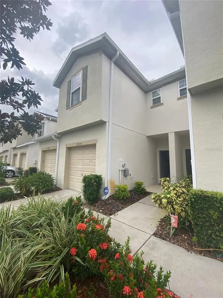 4954 White Sanderling Court Tampa FL 33619
