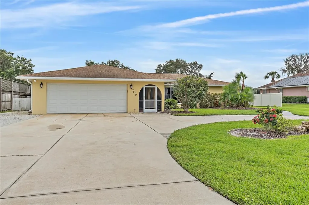 7519 N Leewynn Drive Sarasota FL 34240