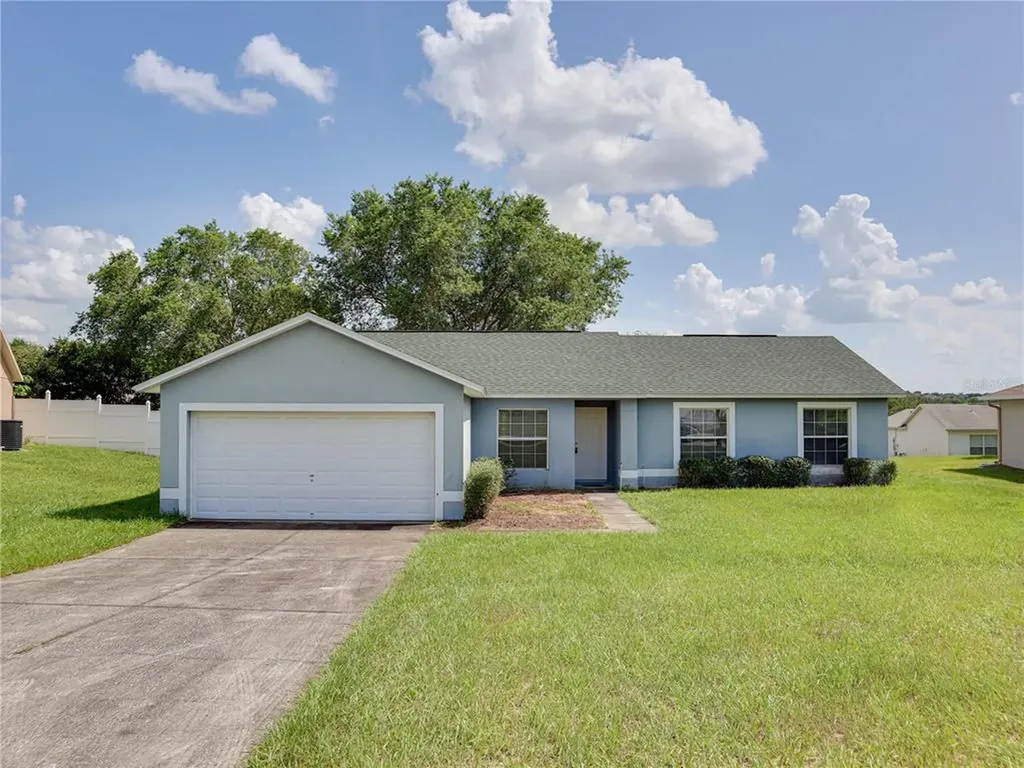 12033 Goldenstar Lane Clermont FL 34711