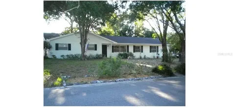528 Crestover Drive Temple Terrace FL 33617