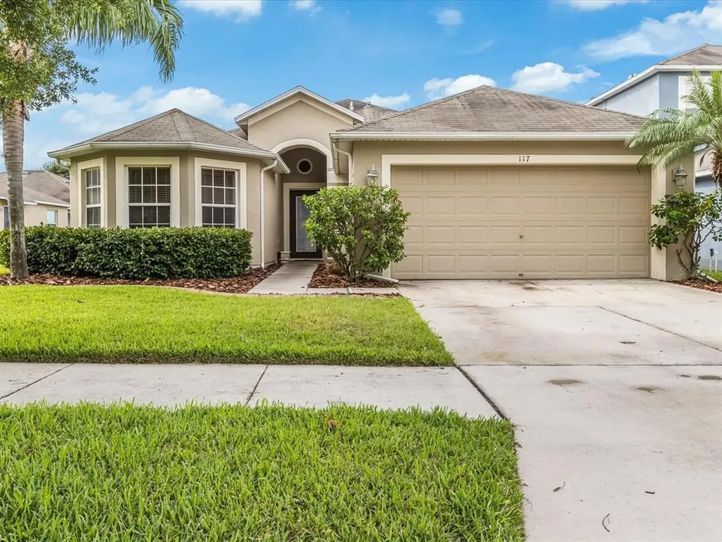 117 Smokey Hill Avenue Ruskin FL 33570