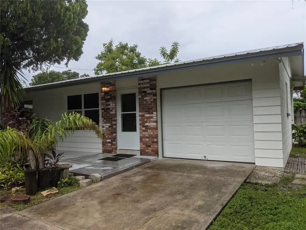 6029 60th Street N St Petersburg FL 33709