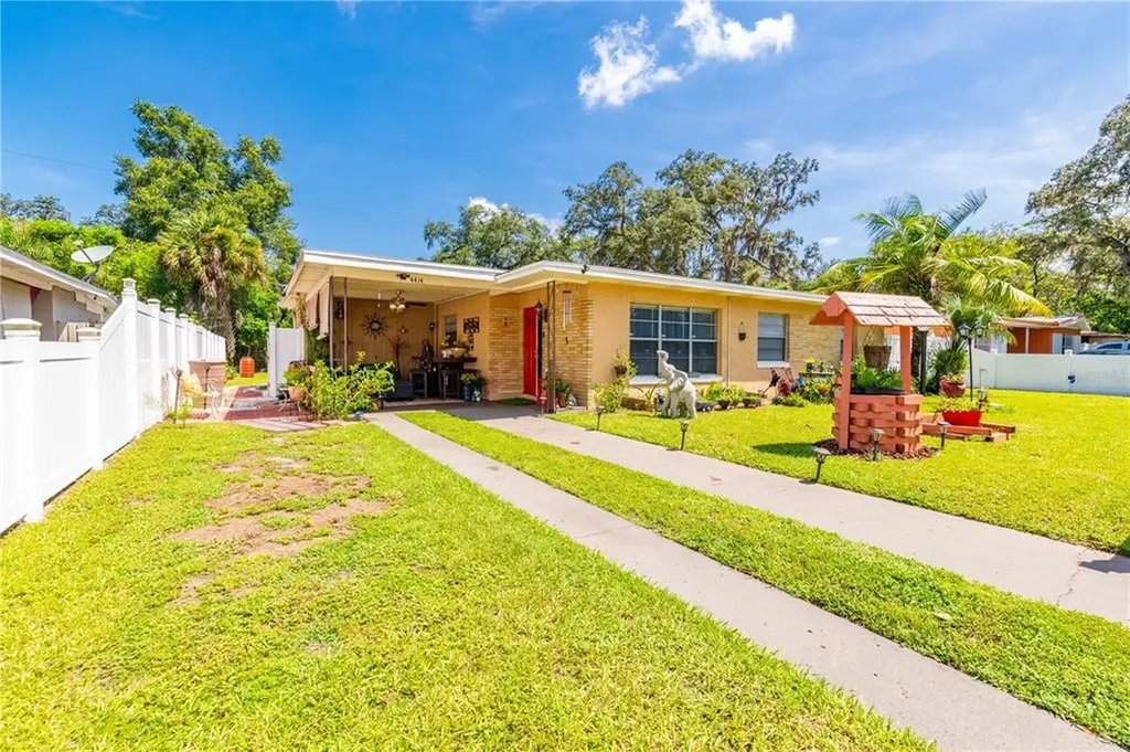 4414 E Sligh Avenue Tampa FL 33610