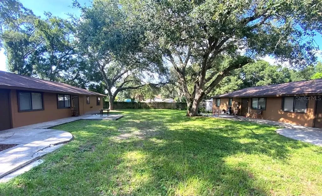 709 31st Avenue E Bradenton FL 34208