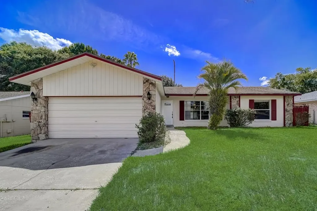8139 Village Green Road Orlando FL 32818