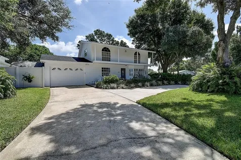 8001 124th Street Seminole FL 33772