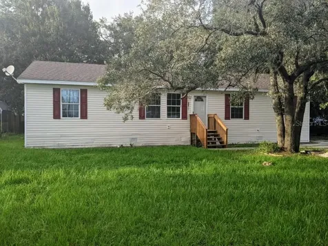 10051 SE 127th Street Belleview FL 34420
