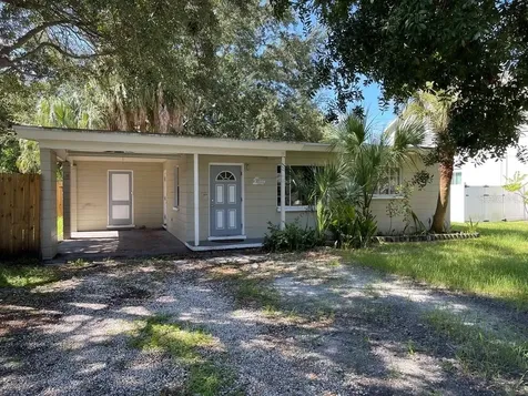 3504 W Paul Avenue Tampa FL 33611