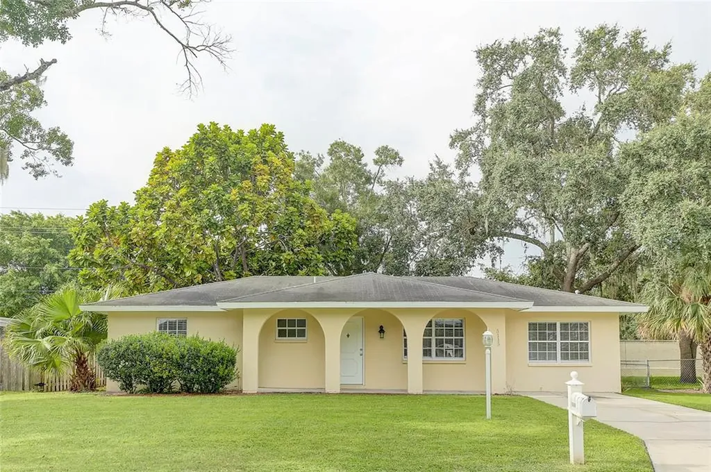 5115 Island Date Street Sarasota FL 34232