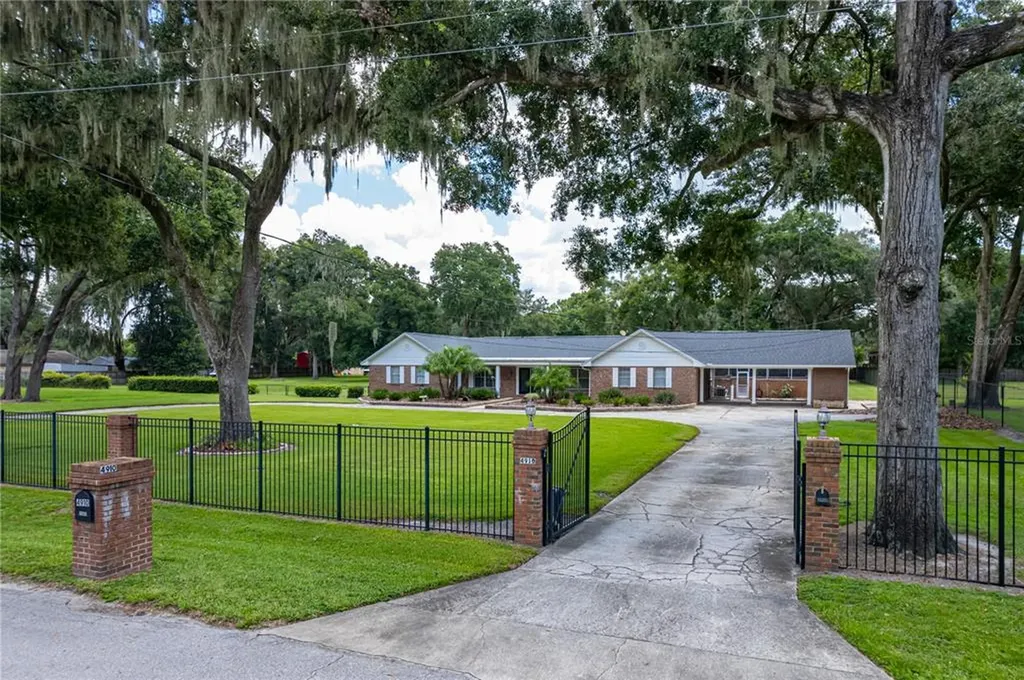 4910 Elam Road Lakeland FL 33812