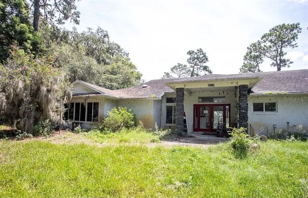 39110 Lakewood Lane Lady Lake FL 32159