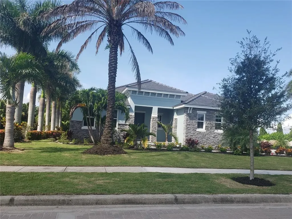 802 Manns Harbor Drive Apollo Beach FL 33572