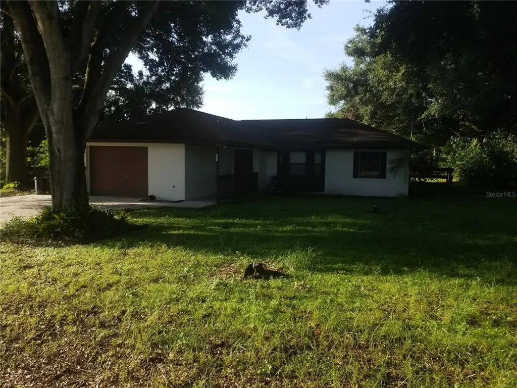 111 E Chester Street Minneola FL 34715