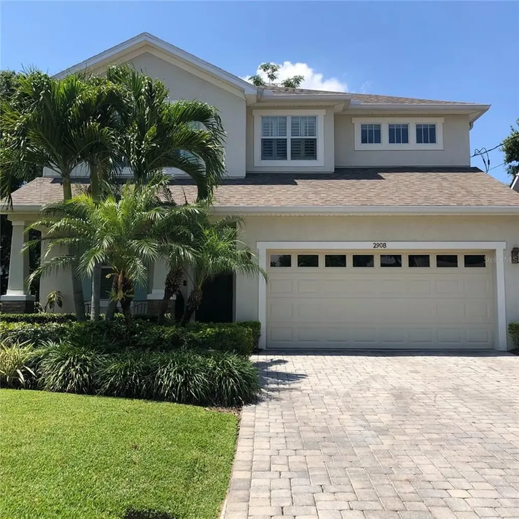2908 W Aquilla Street Tampa FL 33629