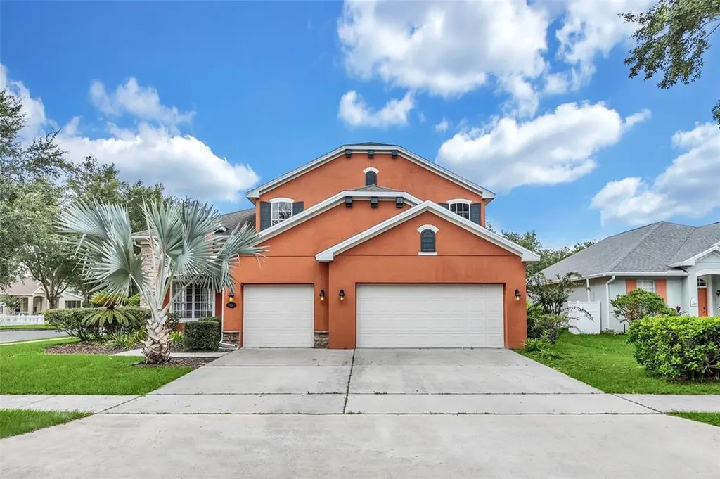 706 S Lake Victoria Circle Deland FL 32724
