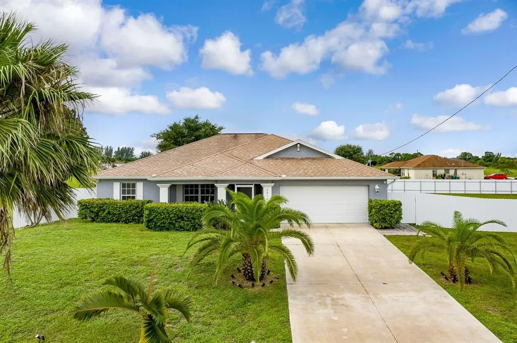 3616 NW 40th Street Cape Coral FL 33993