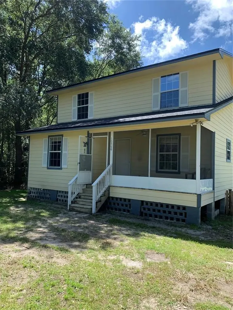 16560 SE 62nd Street Ocklawaha FL 32179