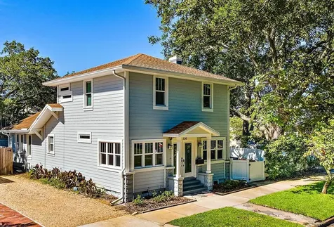 506 11th Avenue NE St Petersburg FL 33701