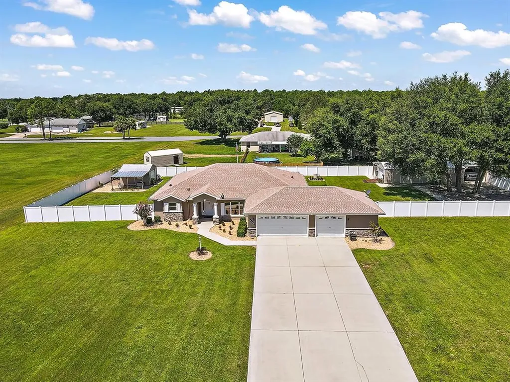 5150 Hutchinson Way Lady Lake FL 32159