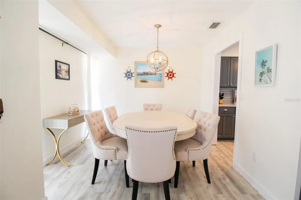 2232 Pine Terrace Sarasota FL 34231