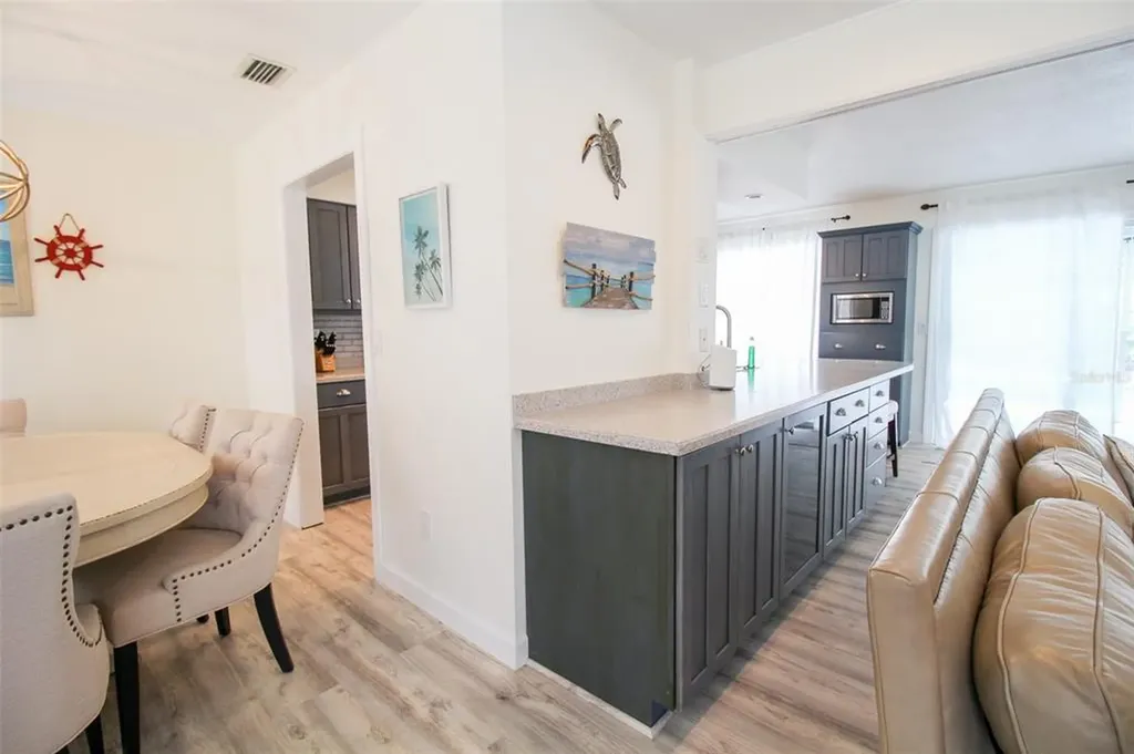 2232 Pine Terrace Sarasota FL 34231