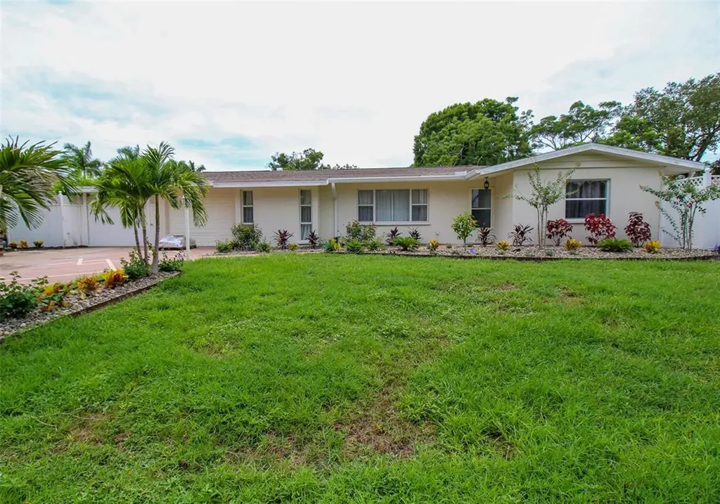 2232 Pine Terrace Sarasota FL 34231