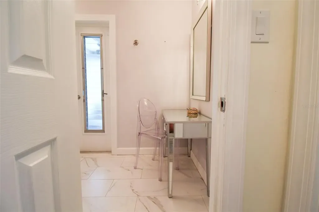 2232 Pine Terrace Sarasota FL 34231