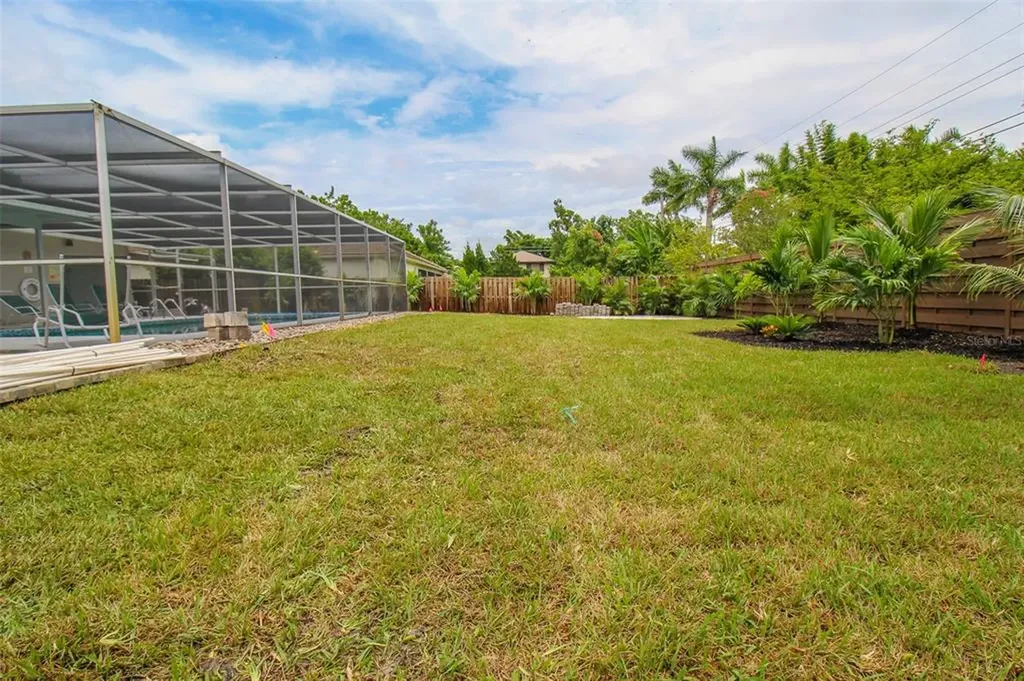 2232 Pine Terrace Sarasota FL 34231