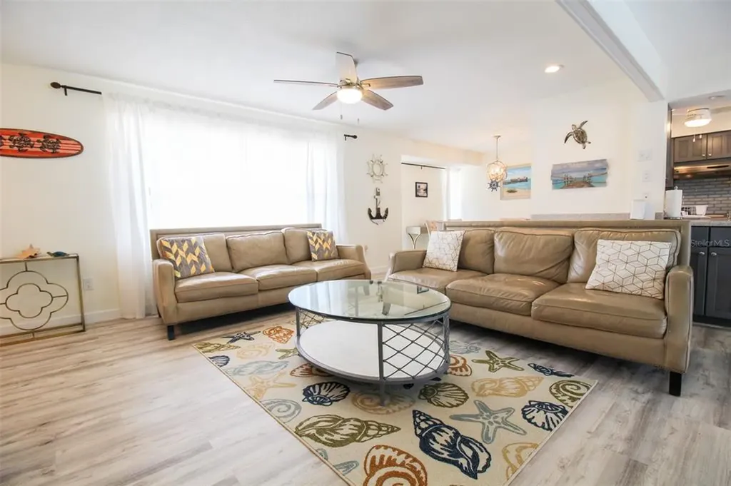 2232 Pine Terrace Sarasota FL 34231
