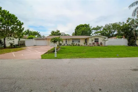 2232 Pine Terrace Sarasota FL 34231