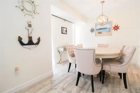 2232 Pine Terrace Sarasota FL 34231