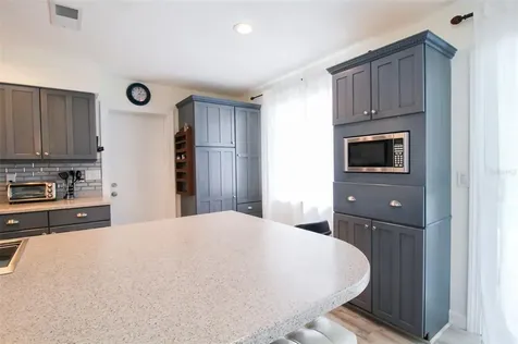 2232 Pine Terrace Sarasota FL 34231