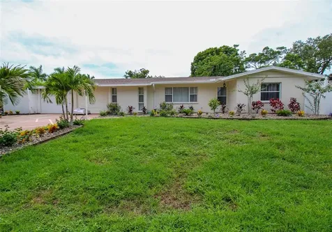 2232 Pine Terrace Sarasota FL 34231