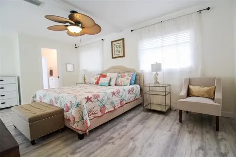 2232 Pine Terrace Sarasota FL 34231