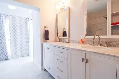 2232 Pine Terrace Sarasota FL 34231