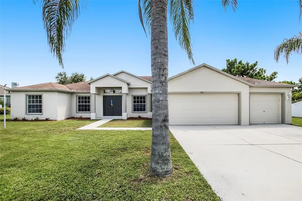 7611 Clair Wood Court Apollo Beach FL 33572
