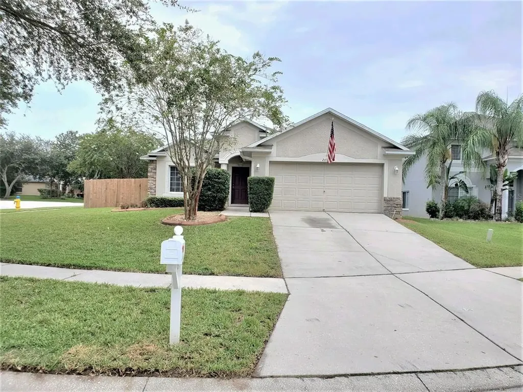 2630 Buckhorn Preserve Boulevard Valrico FL 33596