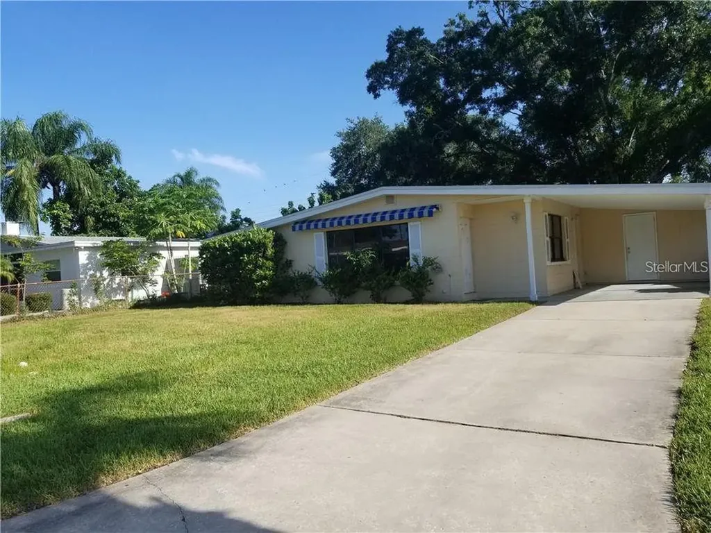 7801 Glenview Lane Tampa FL 33615